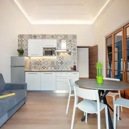 Dimore Donna Serafina شقة كاتانيا